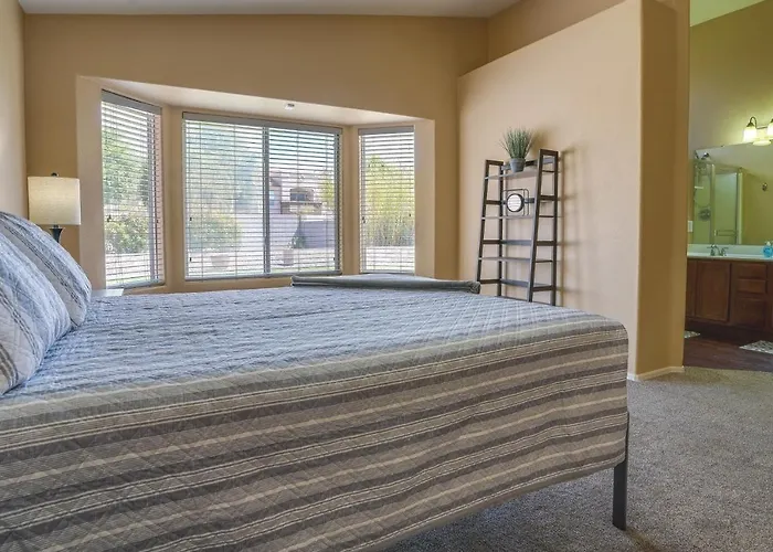 Fenced Backyard & Fire Pit: Bright Home! Peoria