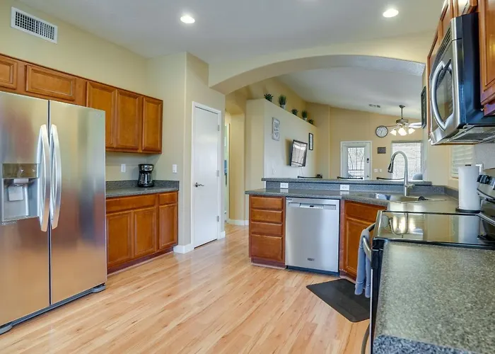 Fenced Backyard & Fire Pit: Bright Home! Peoria